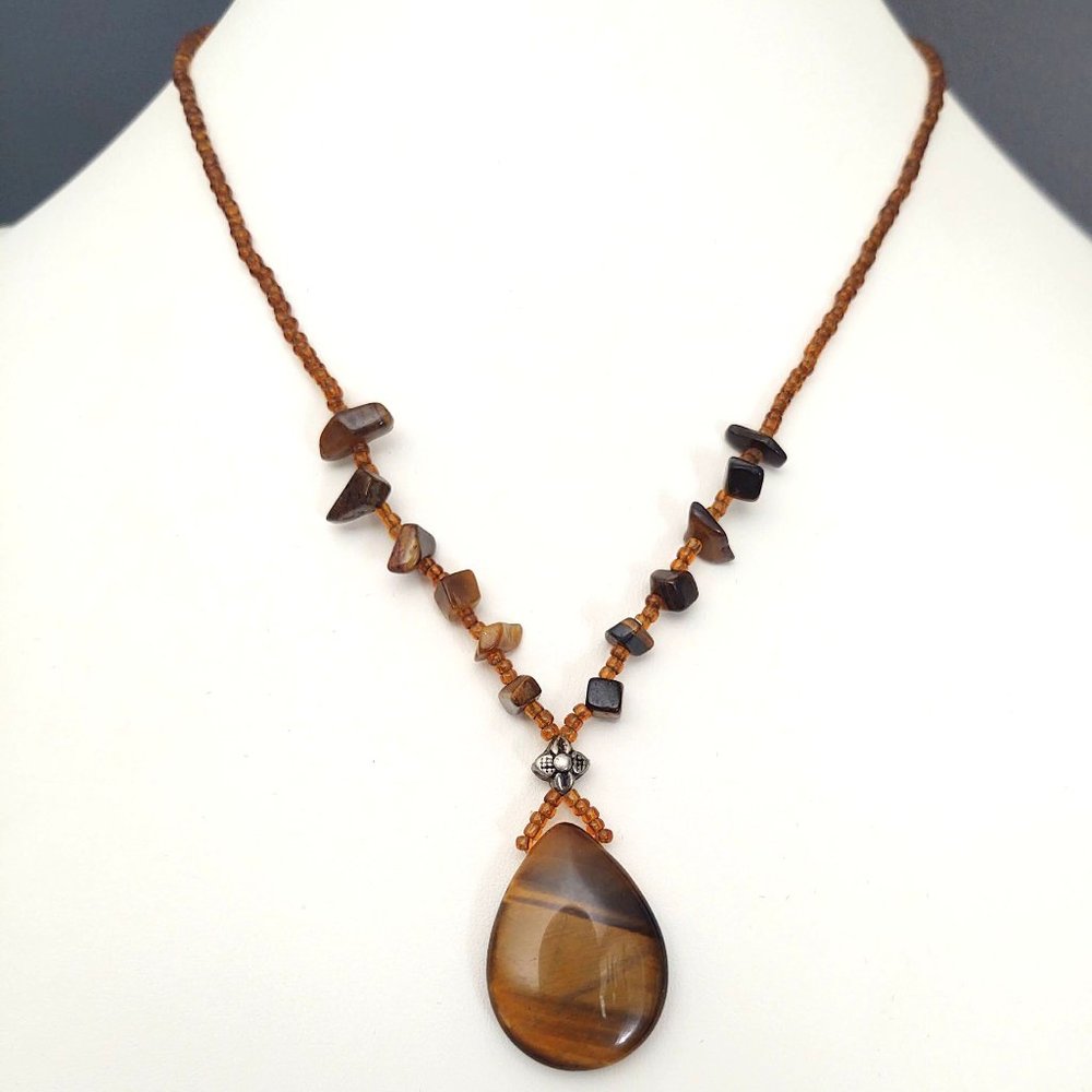 Seed bead, stone and tiger's eye pendant necklace